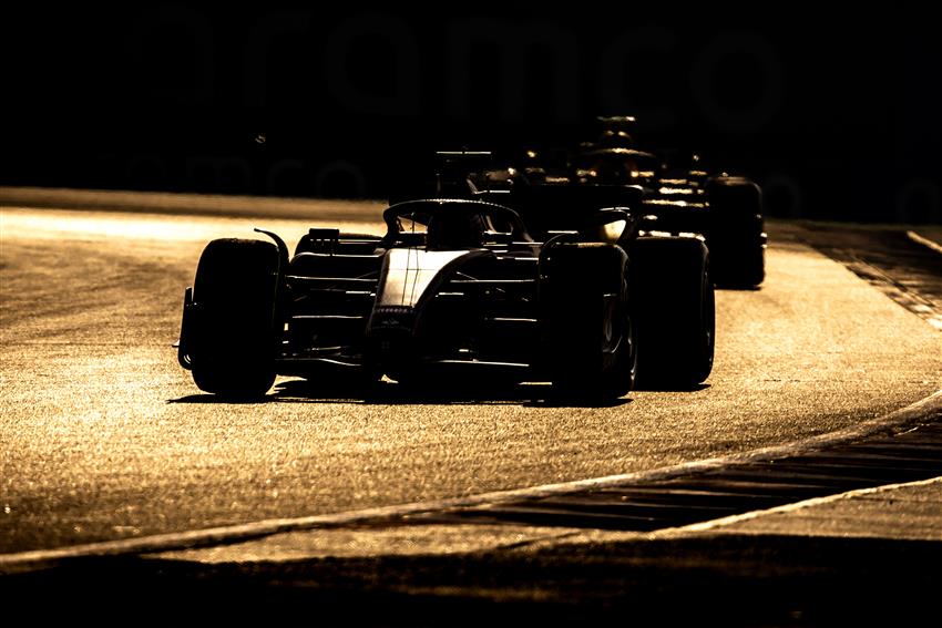 F1 silhouette Baku, Azerbaijan